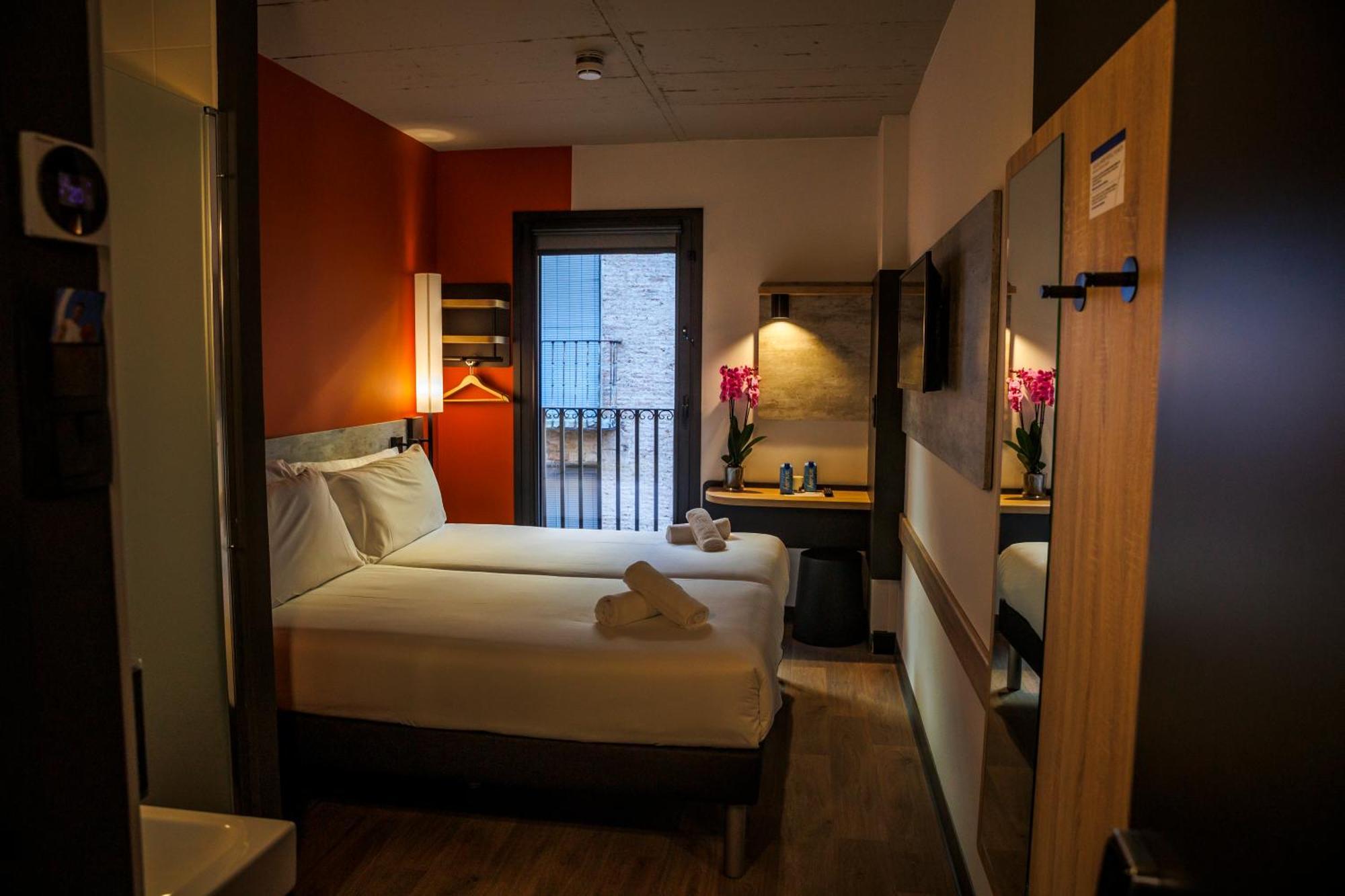 Ibis Budget Logrono Centro מראה חיצוני תמונה