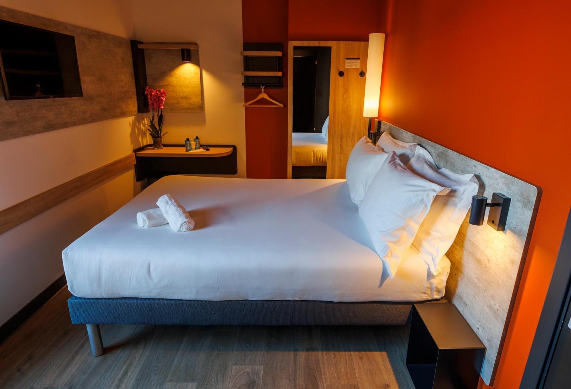 Ibis Budget Logrono Centro מראה חיצוני תמונה