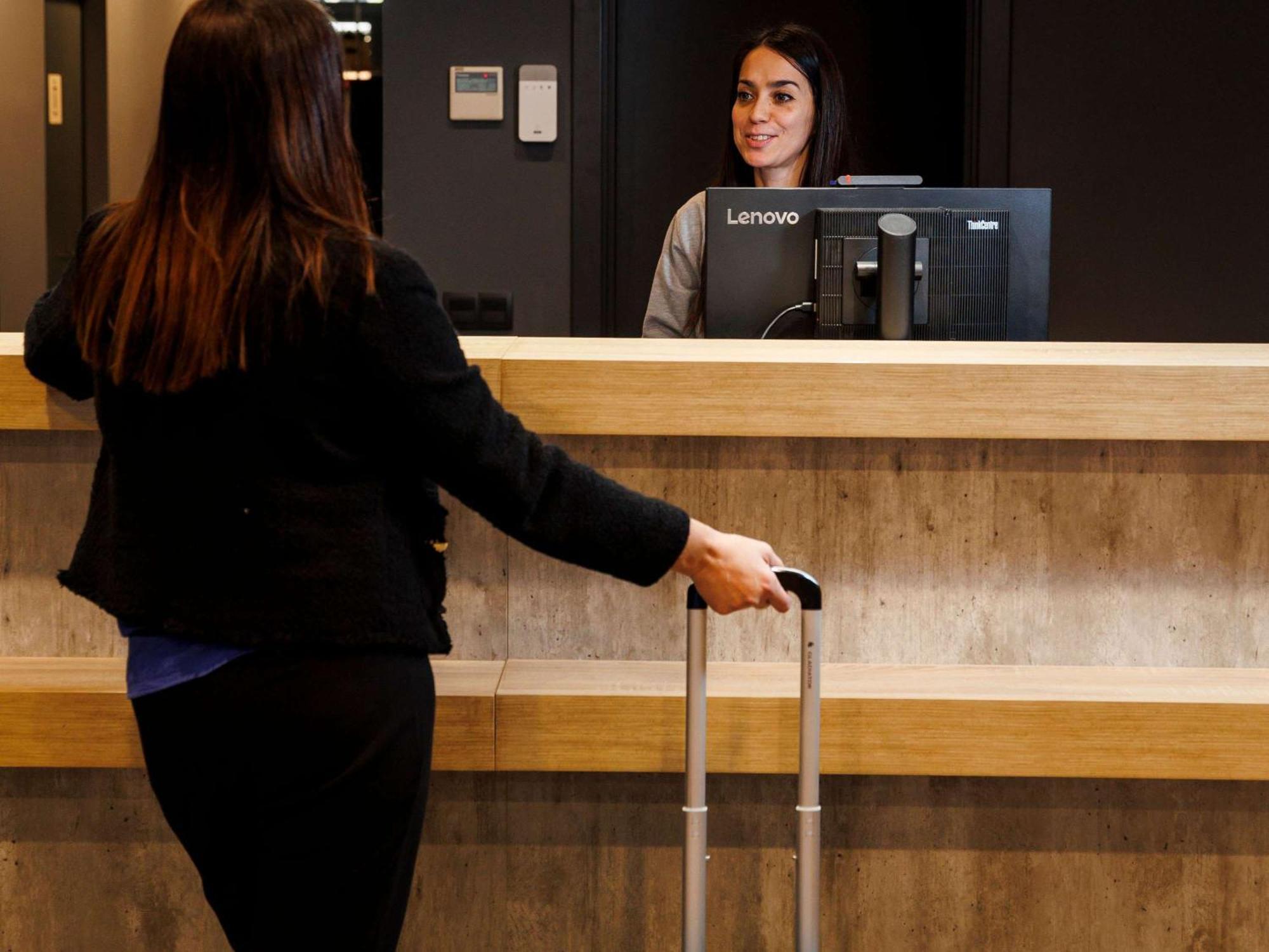 Ibis Budget Logrono Centro מראה חיצוני תמונה