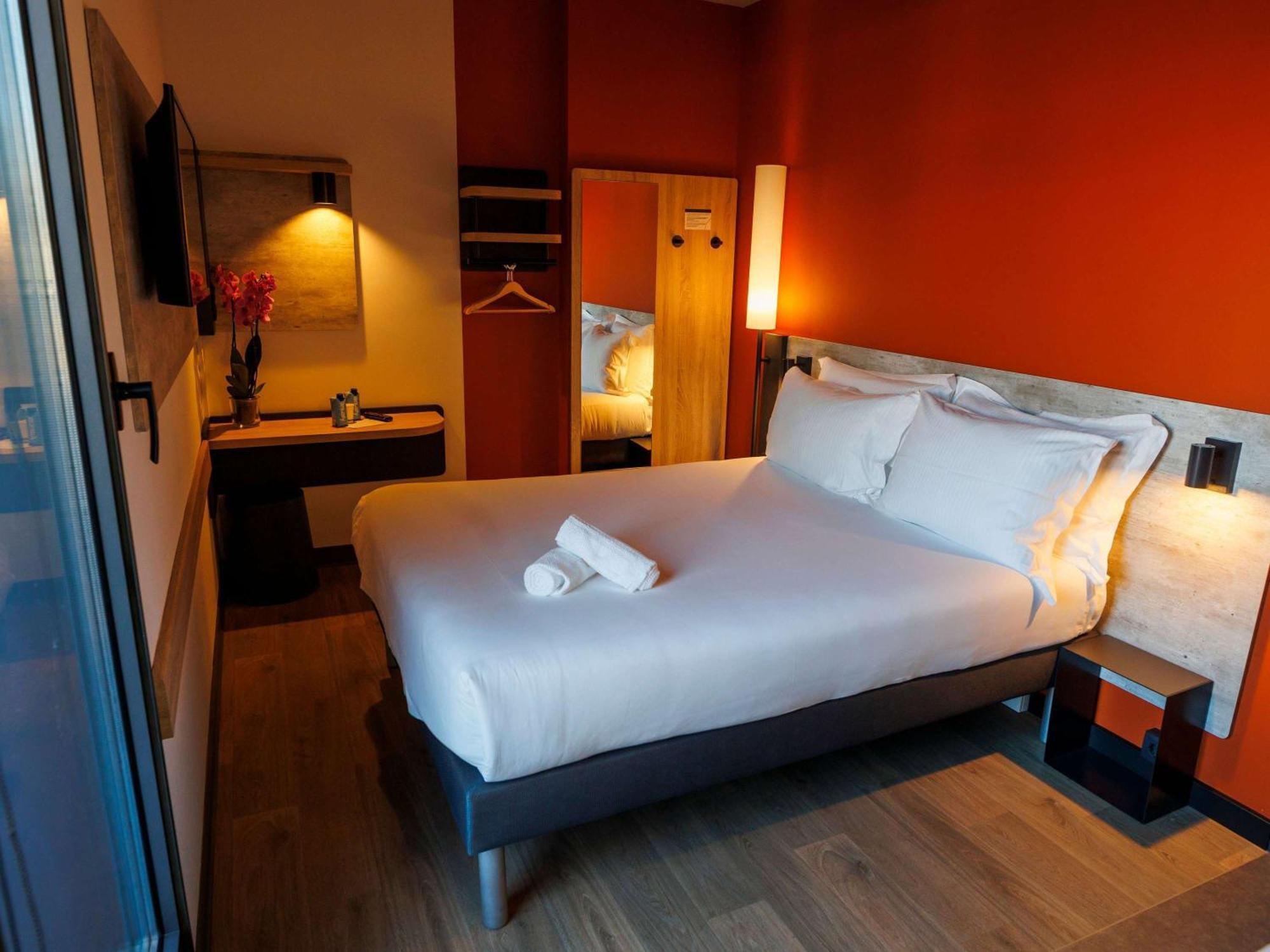 Ibis Budget Logrono Centro מראה חיצוני תמונה