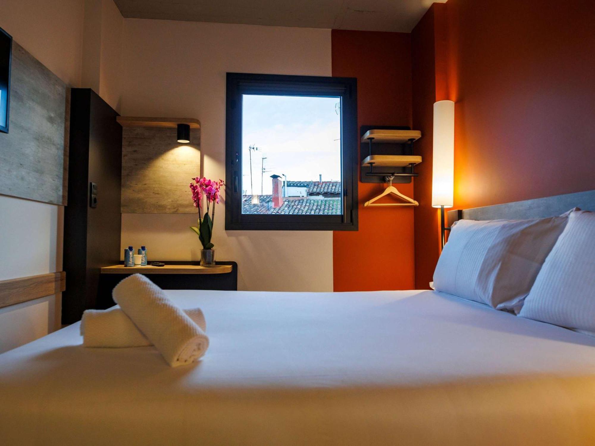 Ibis Budget Logrono Centro מראה חיצוני תמונה