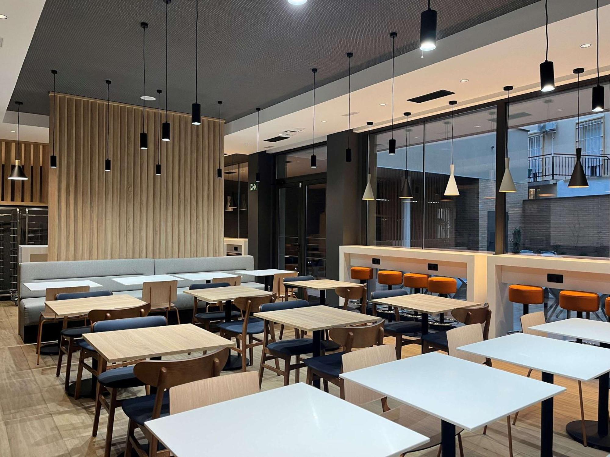 Ibis Budget Logrono Centro מראה חיצוני תמונה